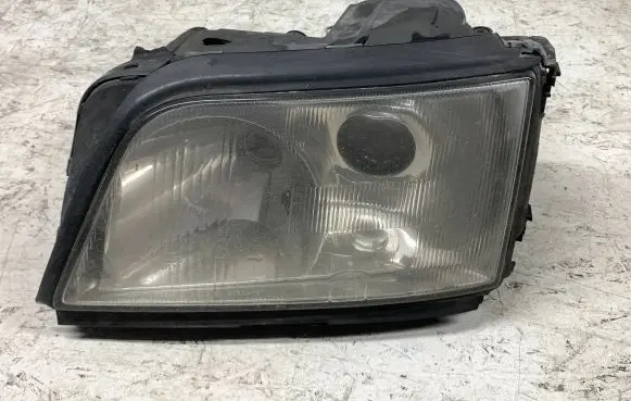 Audi A6 S6 C4 4A Headlight/headlamp