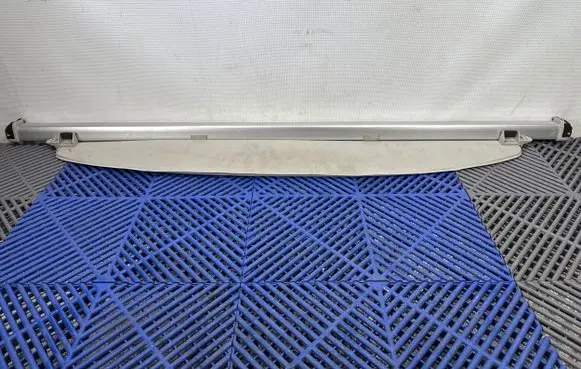 Toyota Prius (XW30) Parcel shelf load cover 