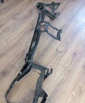 Mercedes-Benz S W220 Radiator support slam panel