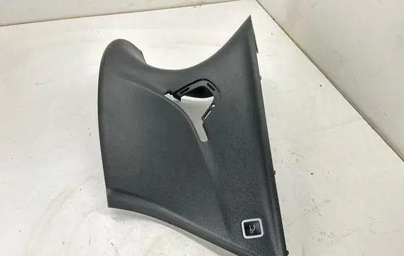 Chrysler Pacifica (D)pillar trim (top) 5RJ07DX9AH 5RJ07TRMAA 68443107AA