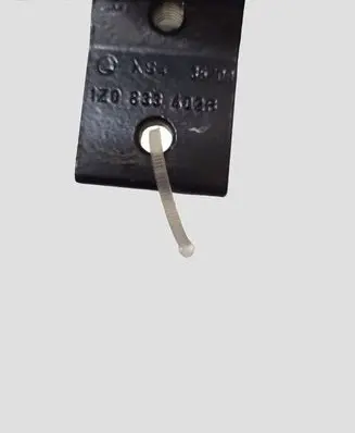 Skoda Octavia Mk2 (1Z) Rear door upper hinge 1Z0833402R