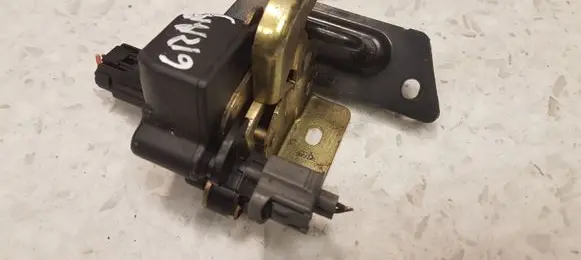 Jeep Grand Cherokee (WJ) Tailgate window lock/catch/latch 740AAK