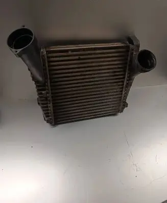 Audi Q7 4L Intercooler radiator 7L6145803C G4161002