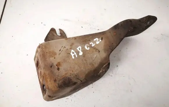 Volvo S40 Engine mounting bracket