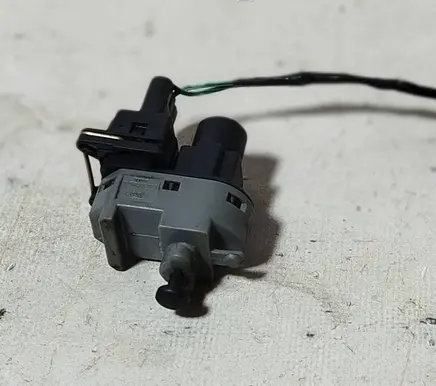 Ford Mondeo Mk III Brake pedal sensor switch 97AG14489