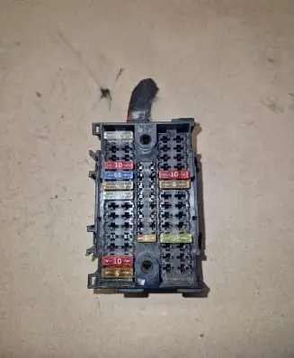 Volkswagen Transporter - Caravelle T5 Fuse module 0711595820020 02062005 VS3000010