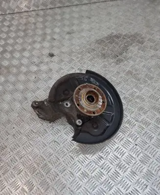 Volkswagen PASSAT B8 Rear wheel hub