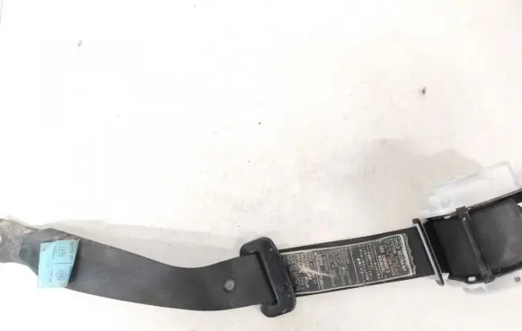 Mitsubishi Lancer Rear seatbelt tkab0n683
