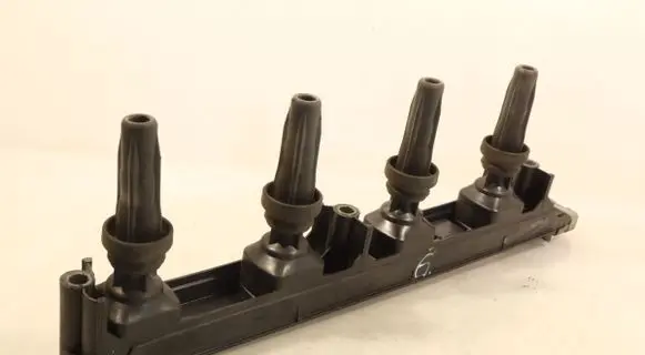 Citroen C4 I High voltage ignition coil 9656695780