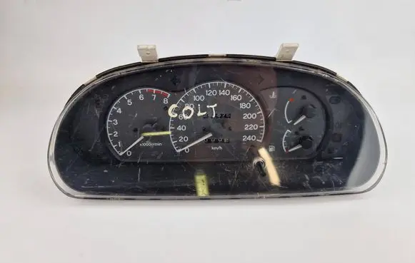 Mitsubishi Colt Speedometer (instrument cluster) 758540 MB899938