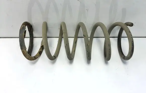 Ford Mondeo MK IV Rear coil spring