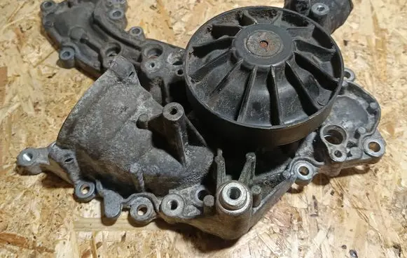 Mercedes-Benz CLS C218 X218 Water pump A2782010007
