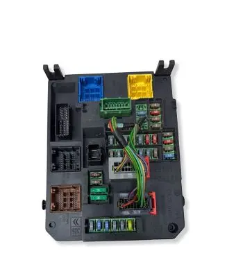Peugeot 508 Fuse module 9664992380 S180121005H BSIQ0500