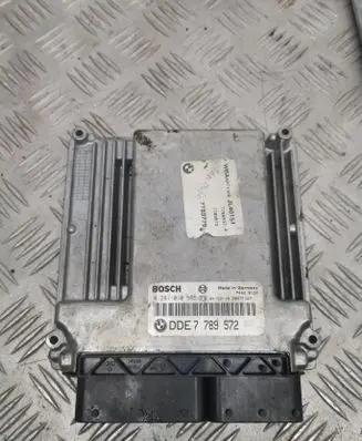 BMW 3 E46 Engine control unit/module 0281010565 7789572 74420150