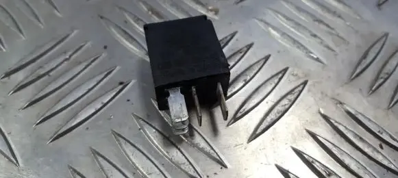 Volvo V70 Other relay 9441161 4rd00781-00