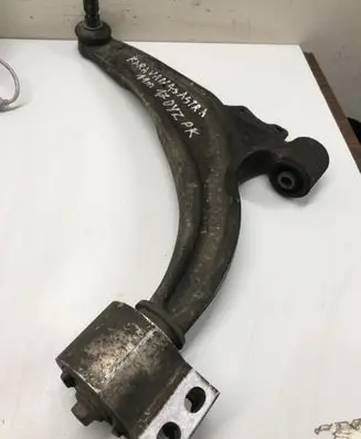 Opel Astra J Front lower control arm/wishbone