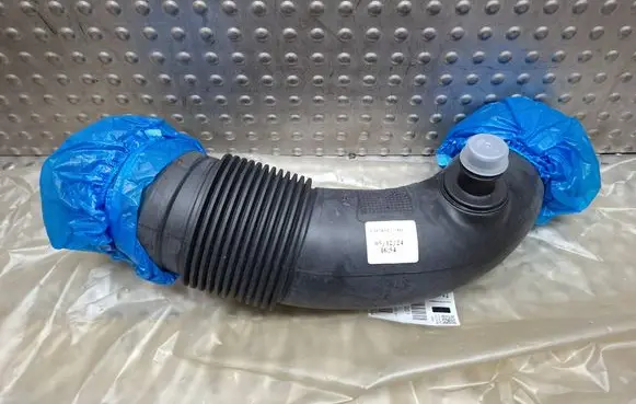 Fiat Ducato Air intake duct part S26336672 1369012080