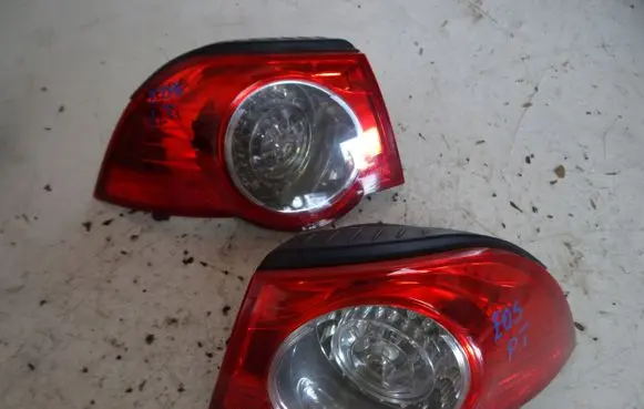 Volkswagen Eos Rear/tail lights