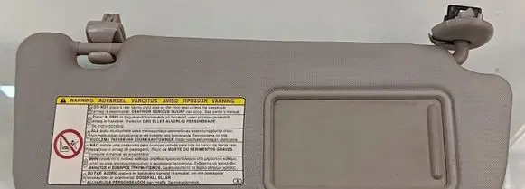 Toyota Avensis T270 Sun visor