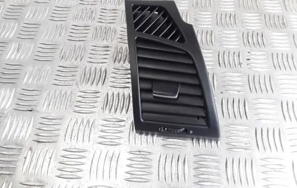 BMW 1 E81 E87 Dashboard side air vent grill/cover trim 705918812