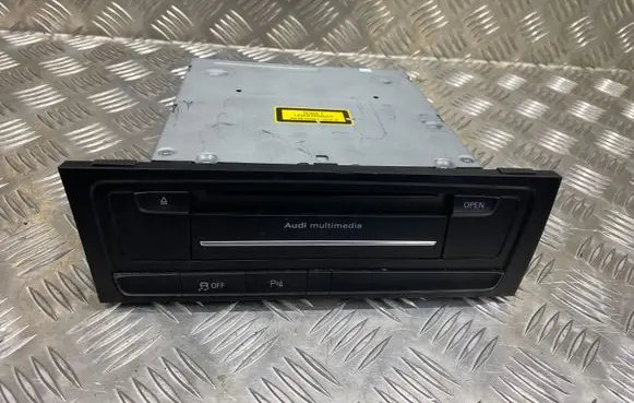 Audi A4 Allroad Head unit multimedia control 8T1035666H