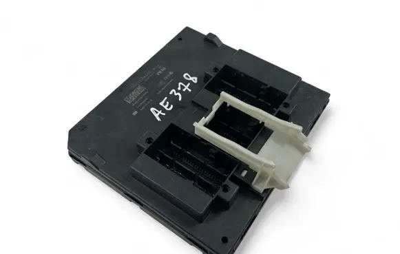 Audi A3 S3 8V Central body control module 5Q0937084AE