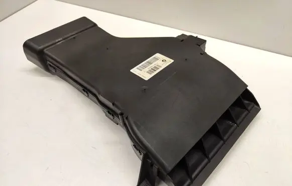 BMW 5 GT F07 Cabin air duct channel 710290230200 921799304 0290230200
