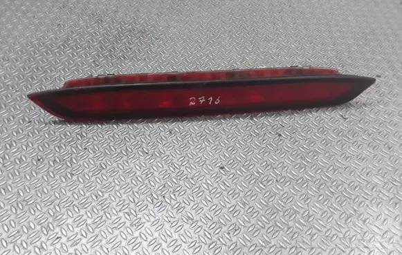 Toyota Corolla Verso E121 Third/center stoplight