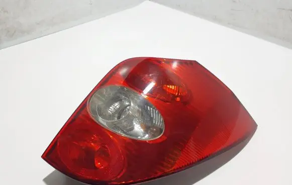 Renault Laguna II Rear/tail lights 8200002472
