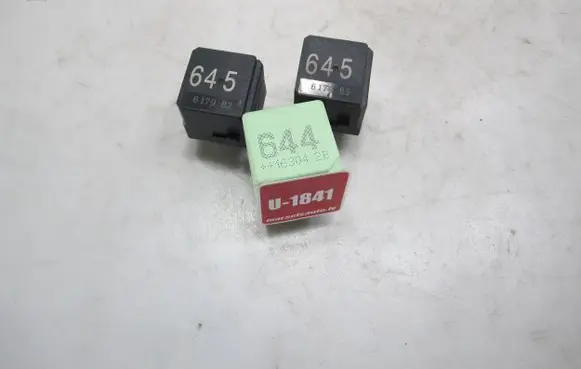 Volkswagen PASSAT B8 Other relay 4H0951253 4H0951253A