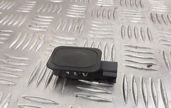 Land Rover Discovery 5 Tailgate/trunk/boot open switch 1l2t14k147aa
