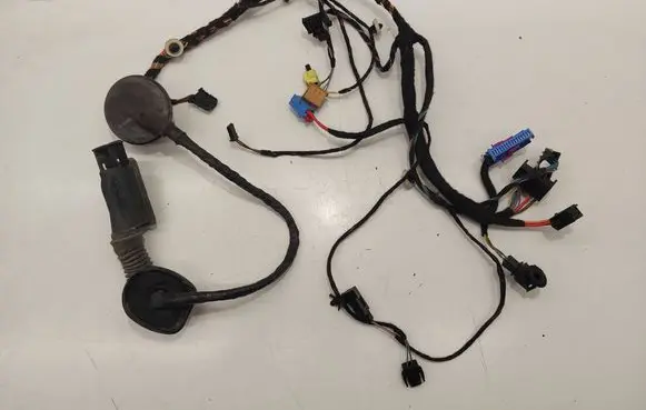 Skoda Octavia Mk3 (5E) Rear door wiring loom 4L0971841