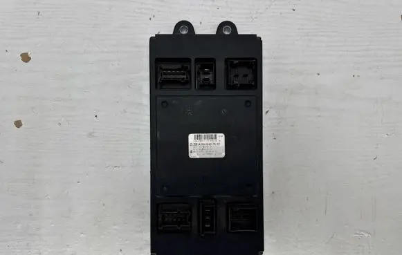 Mercedes-Benz ML W164 SAM control unit A1645407662 A1645455832