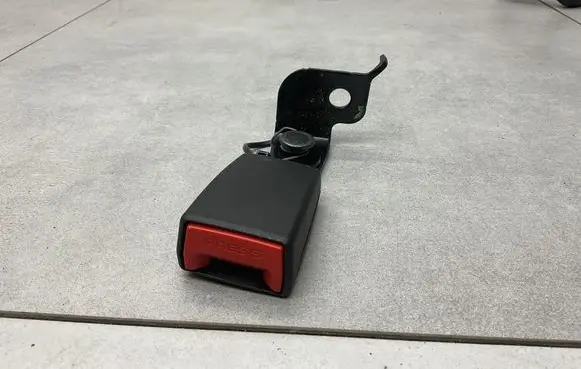 BMW X3M F97 Rear seatbelt buckle 741428705