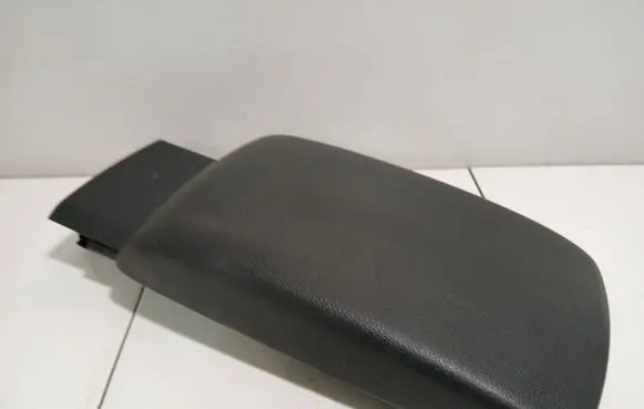 Mazda 6 Armrest 