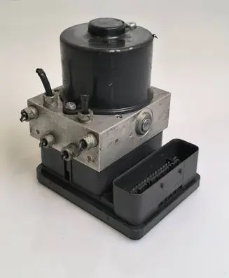 BMW 1 E81 E87 ABS Pump 10096008313 34526771487 3452677148761