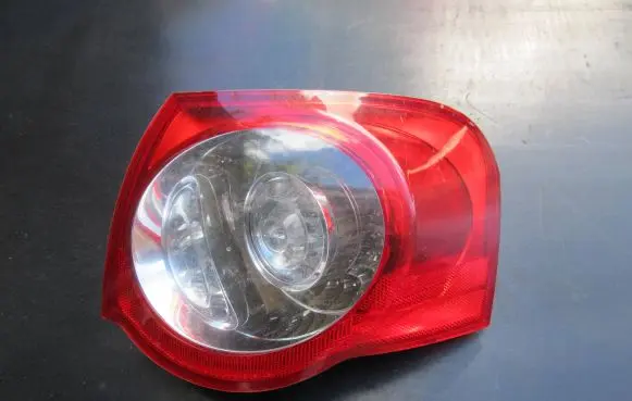 Volkswagen PASSAT B6 Rear/tail lights 3C9945096B