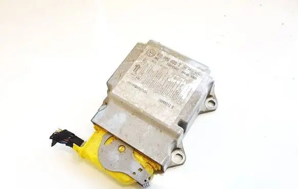 Skoda Octavia Mk2 (1Z) Airbag control unit/module 1K0909605T