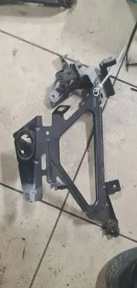 BMW 7 F01 F02 F03 F04 Front bumper mounting bracket 7184780 7204497 7204500