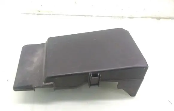 Mazda 6 Fuse box cover