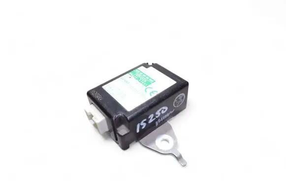 Lexus IS 220D-250-350 Door control unit/module 8974053051