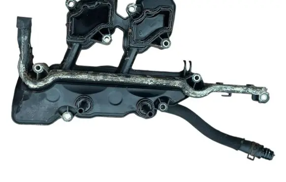Renault Laguna III Oil breather separator 8200673395