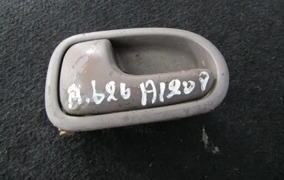 Mazda 626 Rear door interior handle dh22i