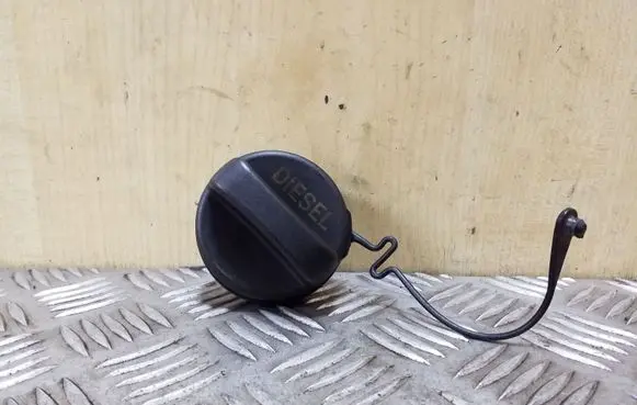 Toyota Avensis T270 Fuel tank filler cap 