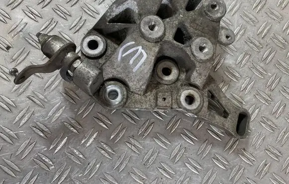 Citroen Jumper Gearbox mounting bracket 53420325