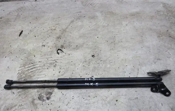 Ford Mondeo MK V Tailgate strut GMAUTO4574097
