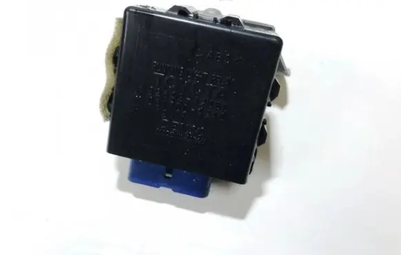 Toyota Corolla Verso E121 Other control units/modules 8281013060 82810-13060