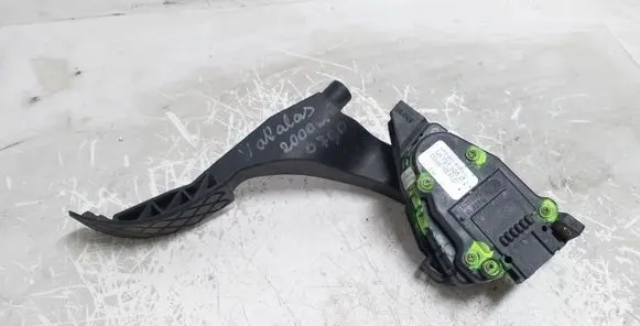 Volkswagen New Beetle Accelerator throttle pedal IJI721503H 6PV00777001