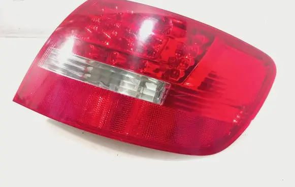 Audi A6 S6 C6 4F Rear/tail lights 89037056