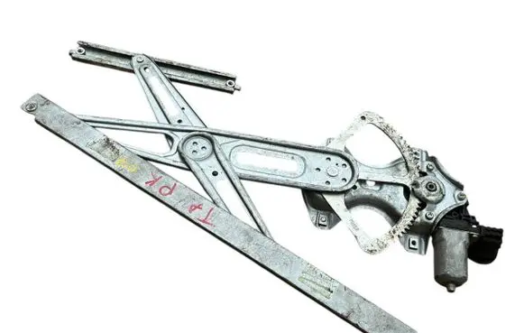 Toyota Auris 150 Front door window regulator with motor 973581100 857200D120 12V1063